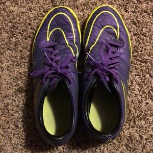 Nike indoor soccer shoes
